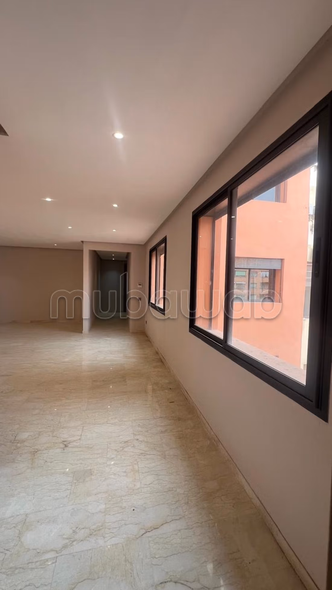 Trois chambres dans un programme neuf — vue 2